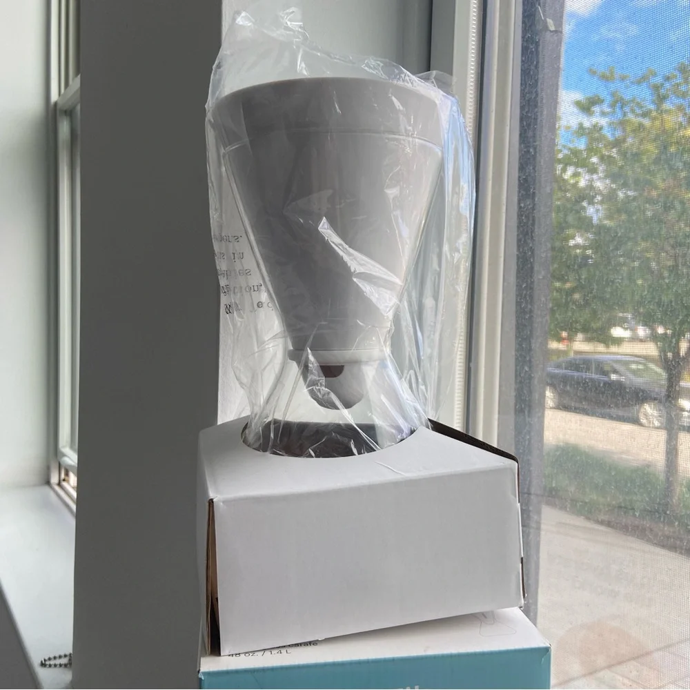 Soma - 6 Cup Glass Carafe Water Pitcher 1.35 Liters/48 Oz - NWT in Box - Picture 13 of 17